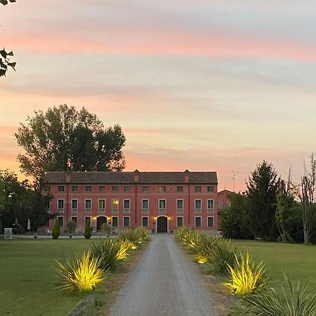 Hotel Villa Montanarini Villarotta Bagian luar foto